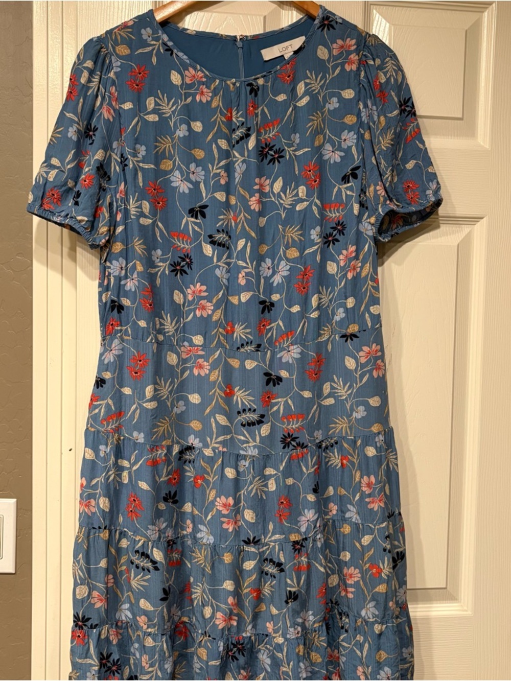 LOFT Blue Floral Tiered Midi Dress Size 16 Short Puff Sleeves Boho Casual